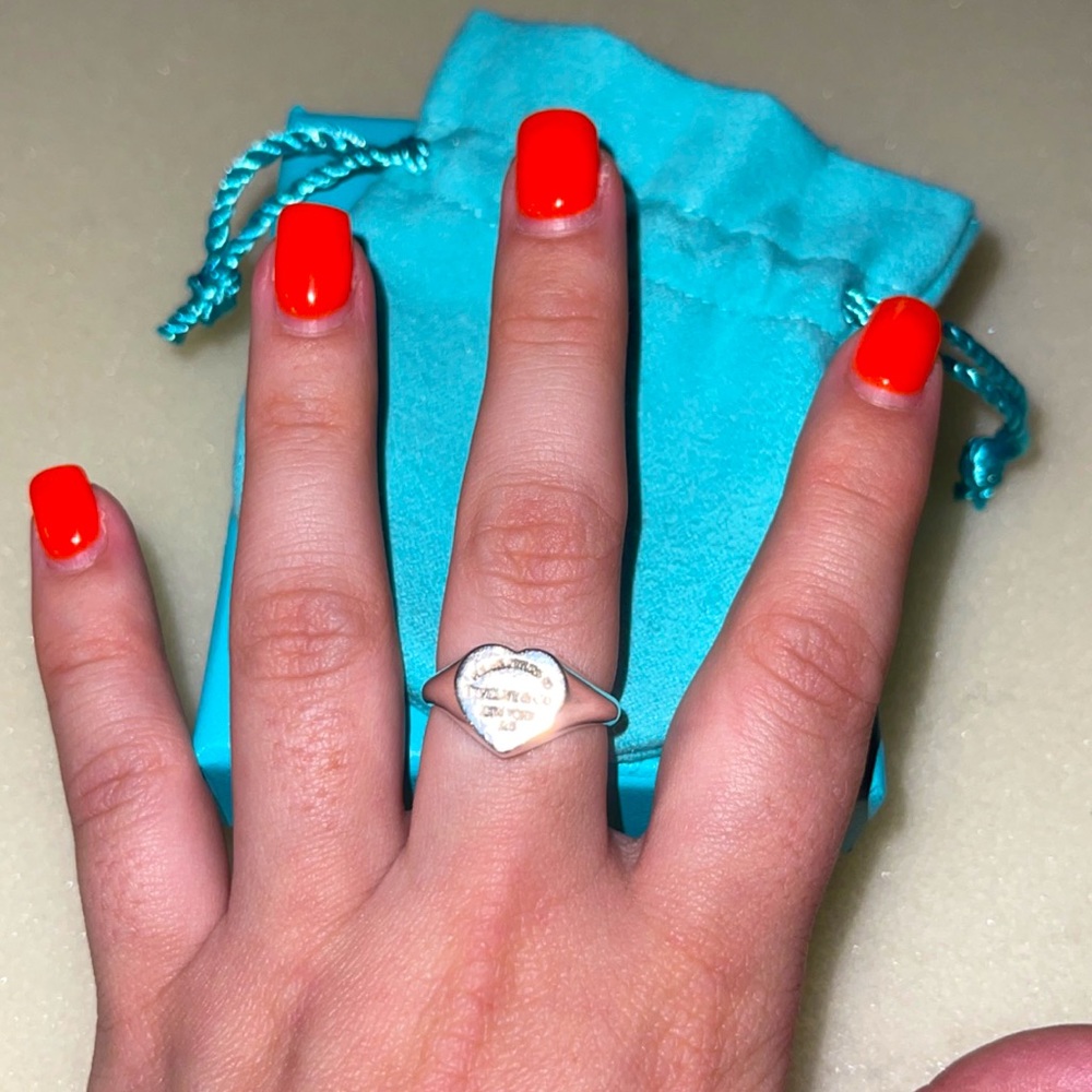 Tiffany Heart Signet Ring Size 8